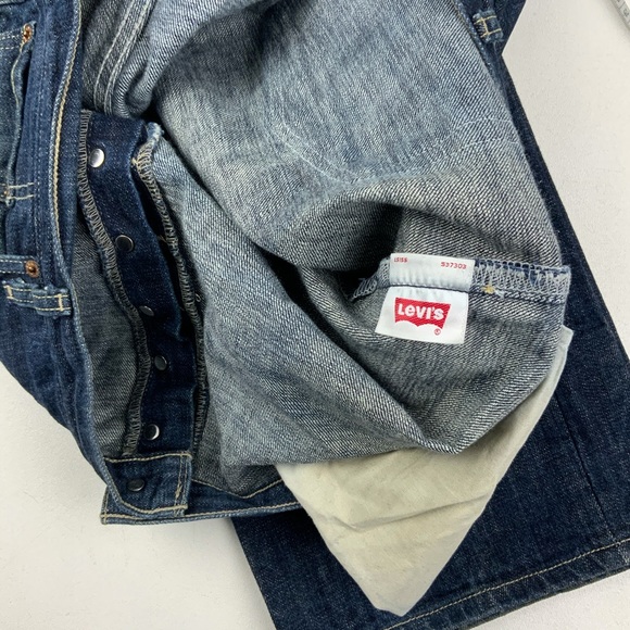 Vintage Levi’s 501 High Waist wedgie fit Jeans - Picture 7 of 8